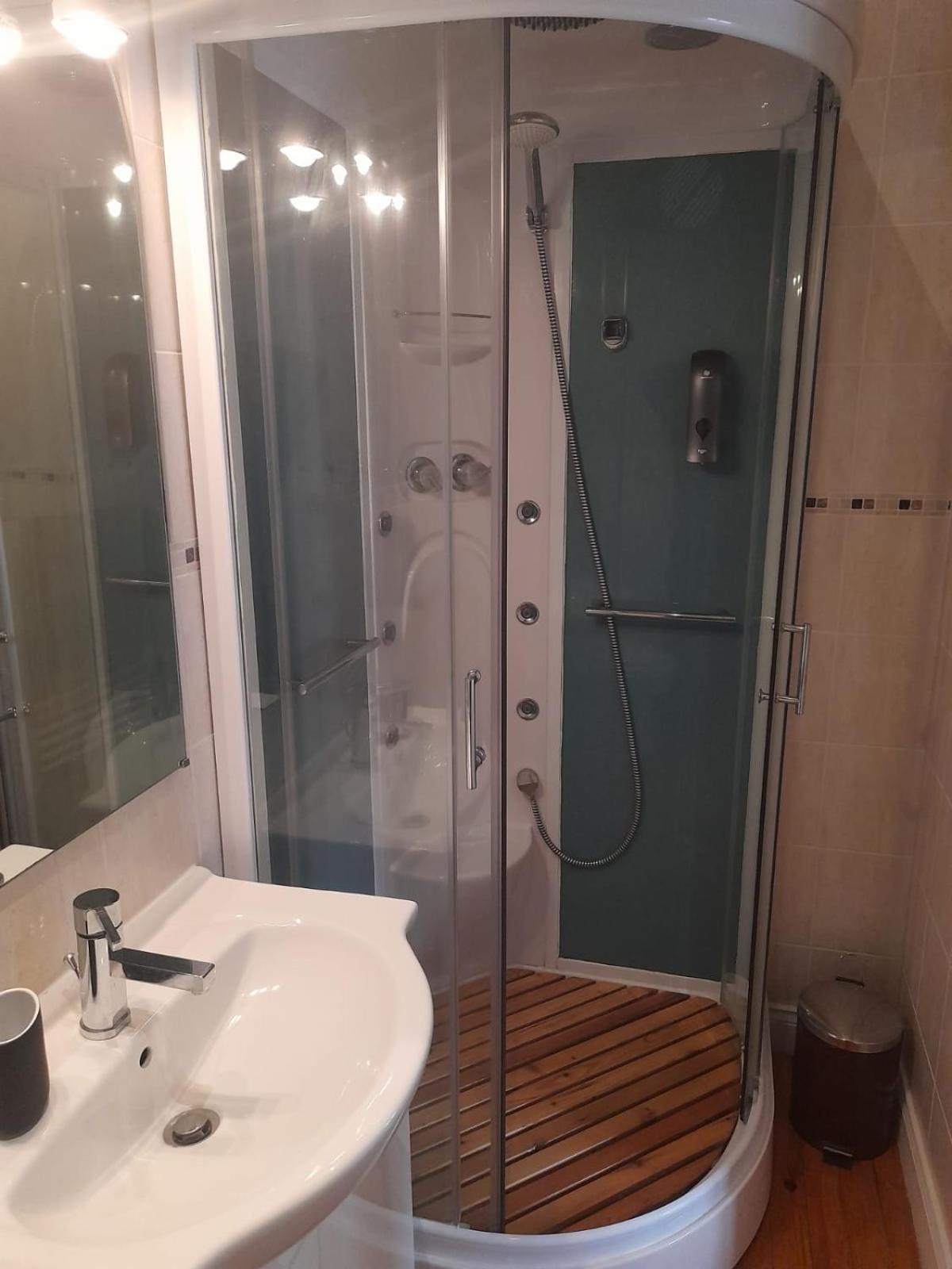 Bed & Breakfast Les Roches D'hotes *