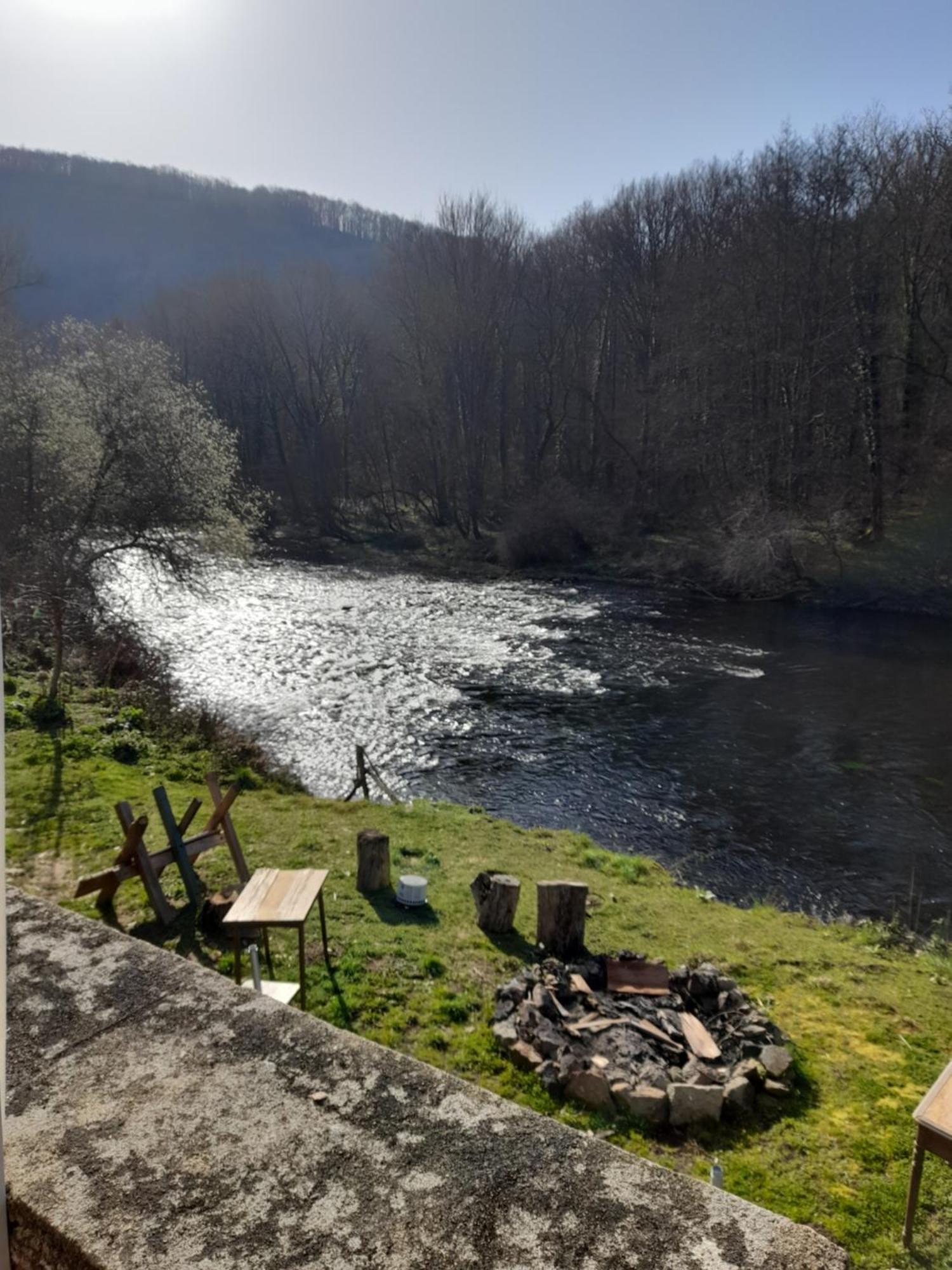 Les Roches D'hotes Bed & Breakfast *
