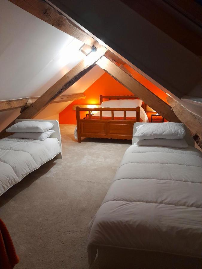 Les Roches D'hotes Bed & Breakfast Servant