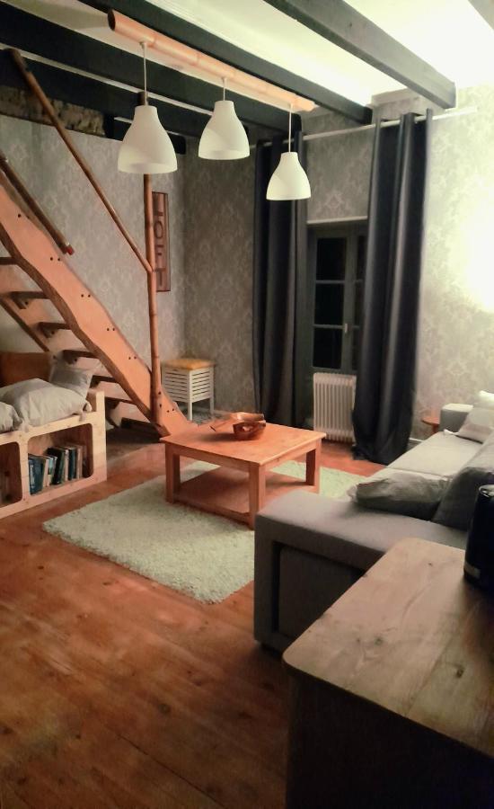Les Roches D'hotes Bed & Breakfast Servant